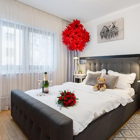 Happy Bubble I Timpuri Noi 1Br Apt 4 Ppl Bucarest Extérieur photo