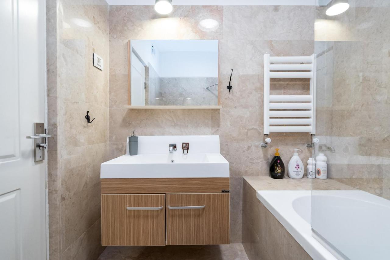 Happy Bubble I Timpuri Noi 1Br Apt 4 Ppl Bucarest Extérieur photo
