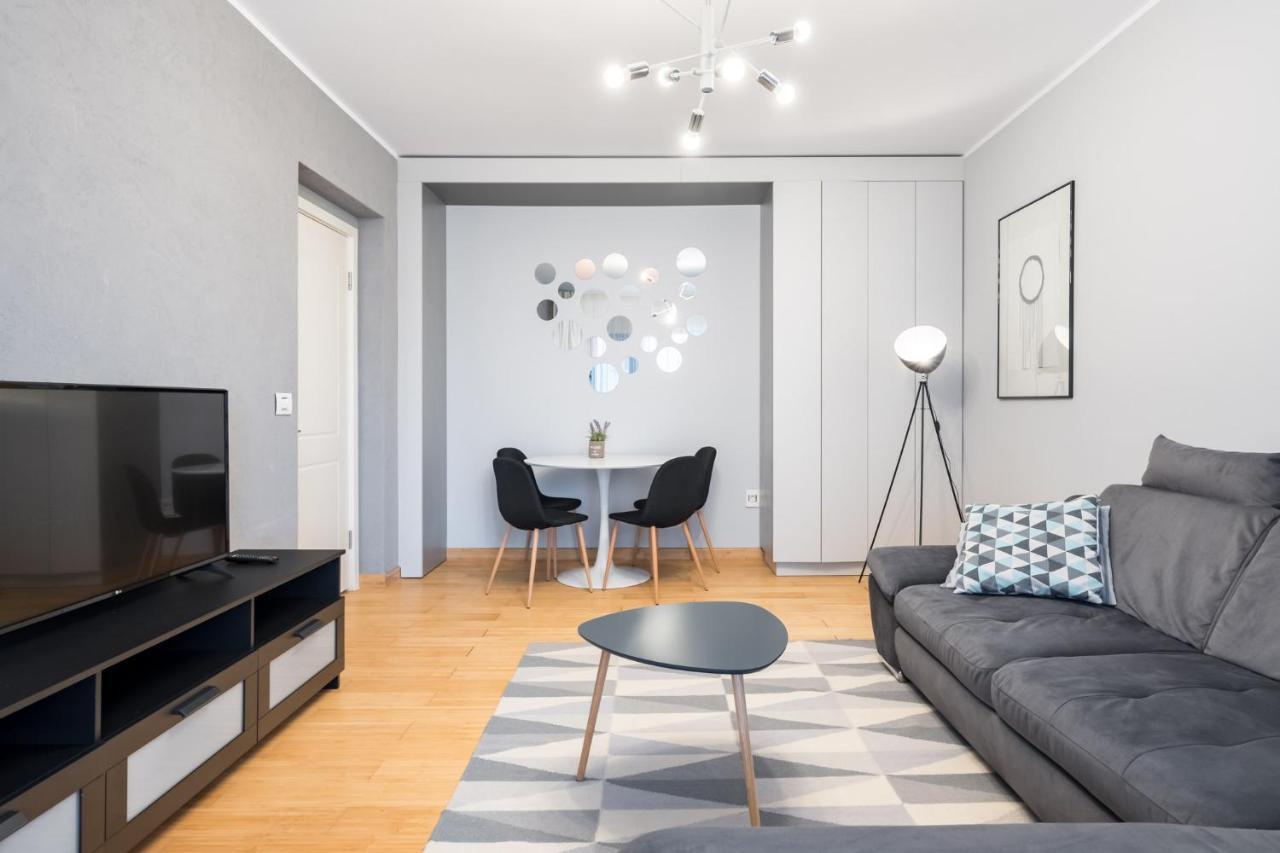 Happy Bubble I Timpuri Noi 1Br Apt 4 Ppl Bucarest Extérieur photo